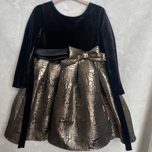 Toddler girl Holiday dress! Like new!